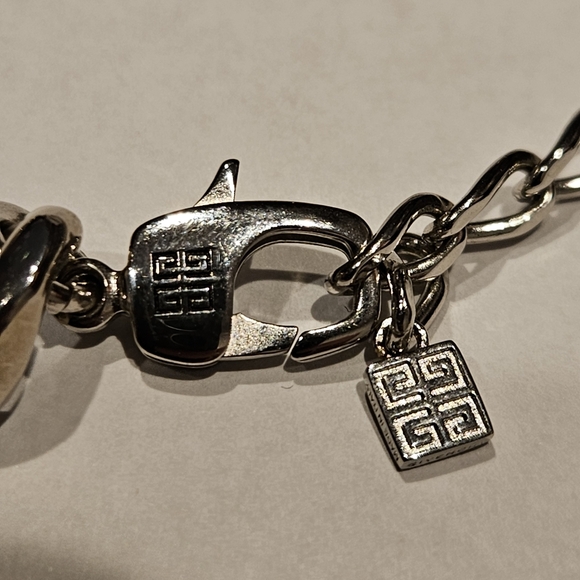GIVENCHY 4G Chain Necklace - UNISEX - Picture 5 of 8